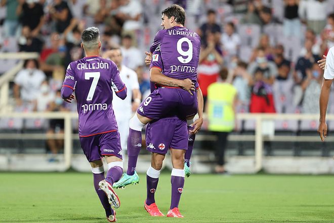 米兰体育-包含哥伦比亚绝地反击曼联，弗拉霍维奇完成帽子戏法的词条