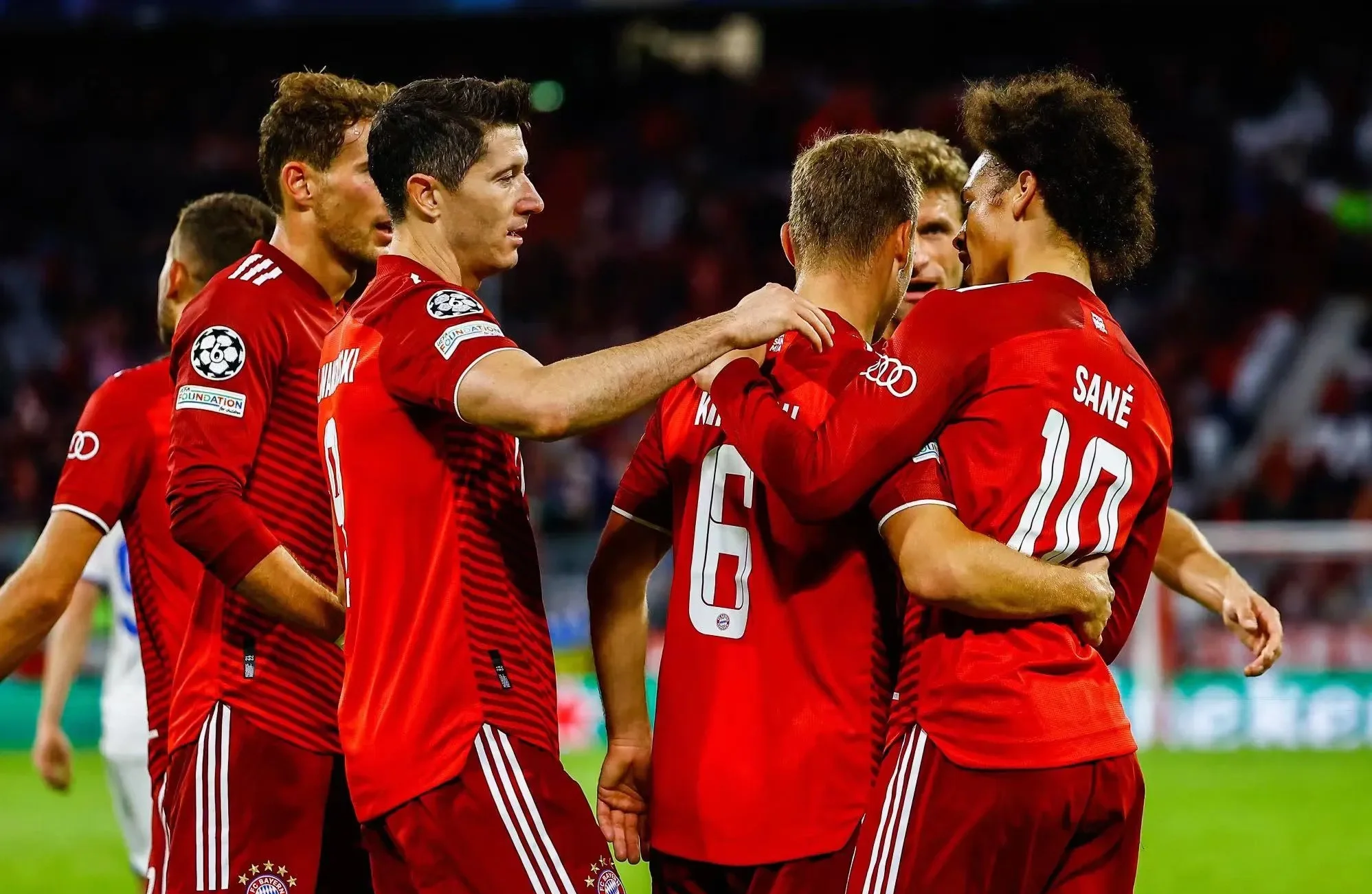 关于拜仁再战皇马，惜败晋级失望的信息