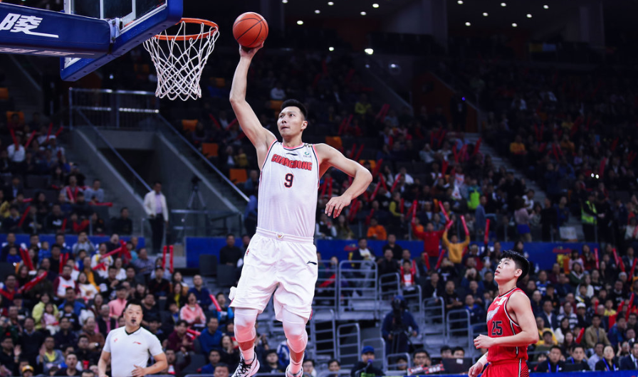 广西男篮采取全新策略，加冕夺冠