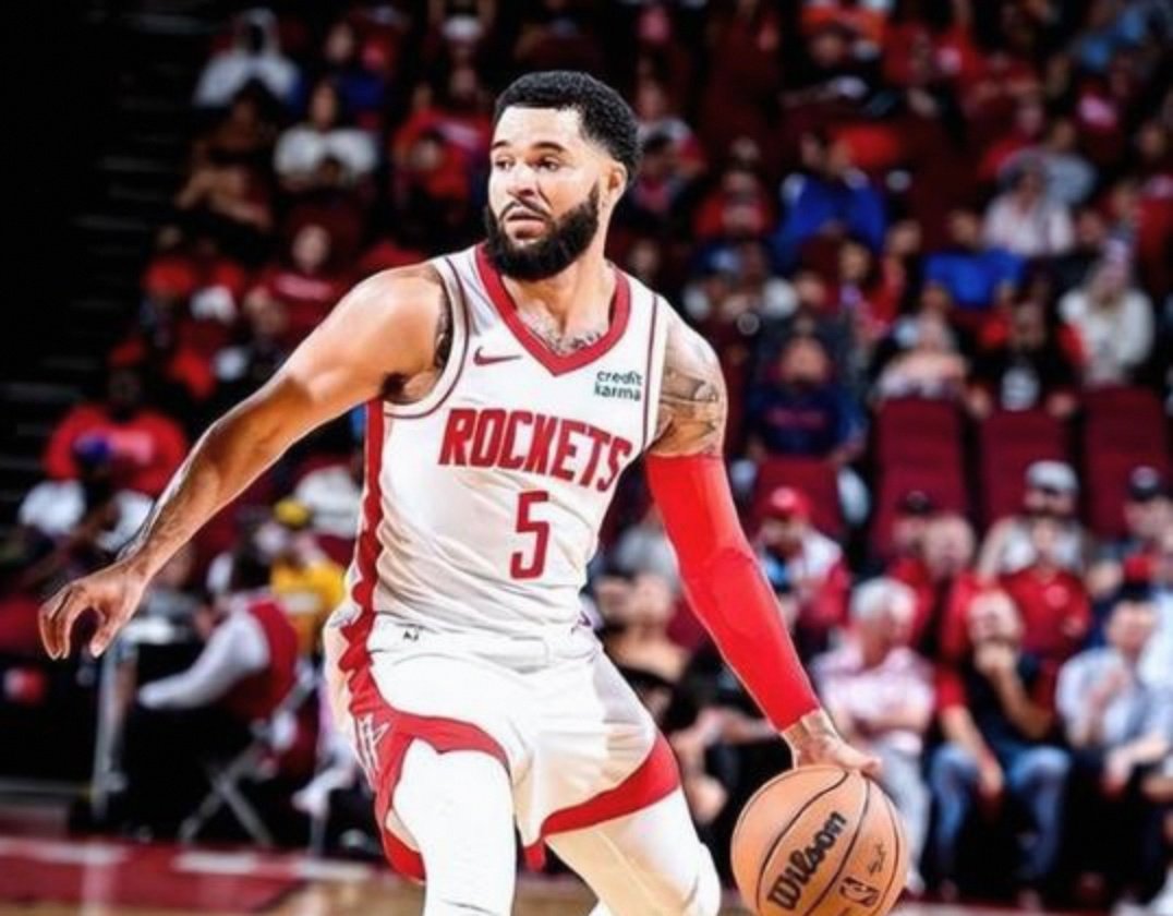 米兰体育官网-火箭险胜猛龙,霍勒迪关键制胜的简单介绍